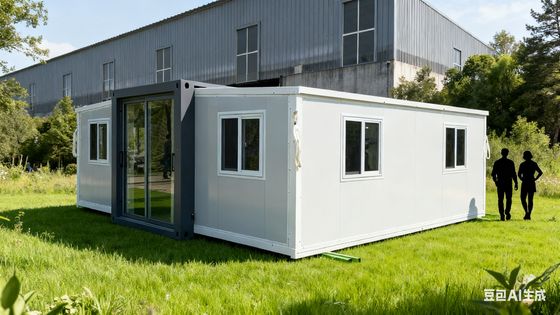 কেনা Foldable 20ft Container House with More Than 20 Years Lifespan L5900*W2220*H2480mm Folded Size and 2.0mm Top Beam Bending Parts অনলাইনে উৎপাদন